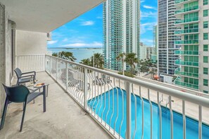 Property grounds - Prime Brickell Stay with Pool, Gym & Parking (Miami)