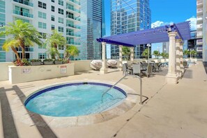 Unclassified image, 4 of 37, button - 1BR Brickell High-Rise Condo | Balcony & Parking (Miami)