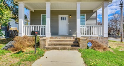 1 Mi to Downtown Greensboro: Newly Built Home!