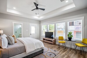 2 dormitorios, tabla de planchar con plancha, Internet y ropa de cama