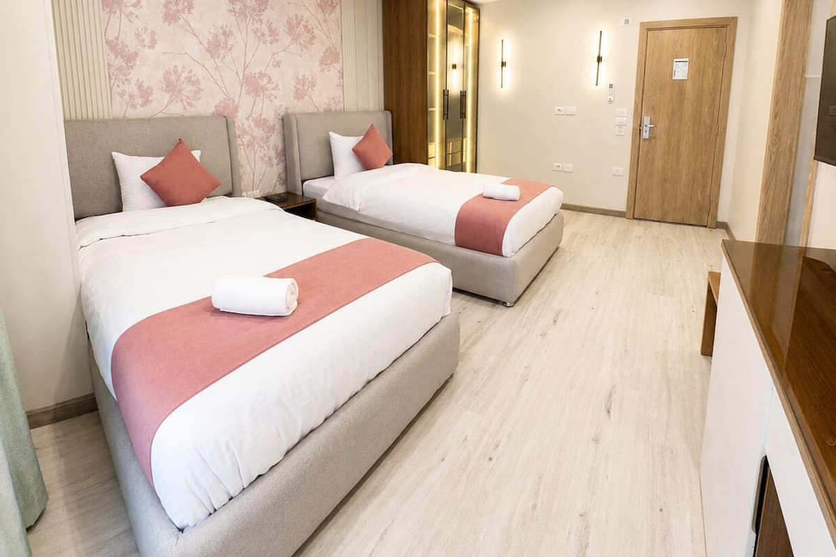 In-room safe, desk, laptop workspace, soundproofing