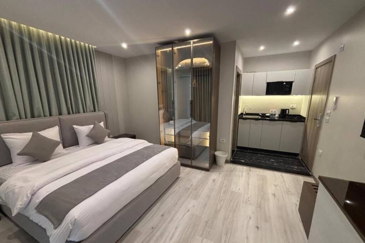 Deluxe Double or Twin Room, City View