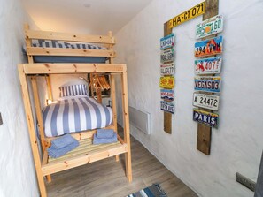 2 slaapkamers, individueel gedecoreerd, individueel gemeubileerd