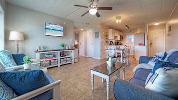 Apartment (2 Bedrooms) | Living area | TV