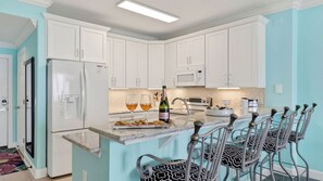 Interior - Gulfview Haven by Avantstay Beachfront Condo + Pool + Hot Tub + Spa + Near Pier Park (Panama City Beach)