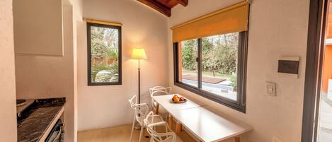 Classic Duplex, Garden View | Dining