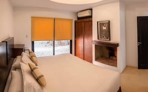 In-room safe, desk, laptop workspace, blackout drapes