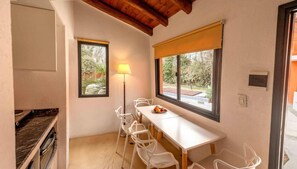 Dining - Postales (Chacras de Coria)