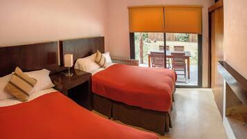 Coffres-forts dans les chambres, bureau, rideaux occultants