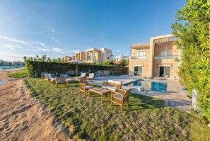 Pool - Private pool open sea villa 4 bedrooms in Fanadir (Red Sea Governorate)