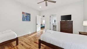 House (3 Bedrooms) | Interior - Chestnut Ember by Avantstay Indoor-outdoor Living + Firepit + Balcony + Near Downtown Austin Hotspots (Austin)