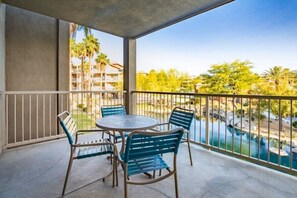 Unclassified image, 2 of 13, button