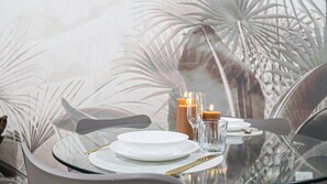 Dining - Giulini 5 - A - One Bedroom Apartment, Sleeps 3 (Monza)