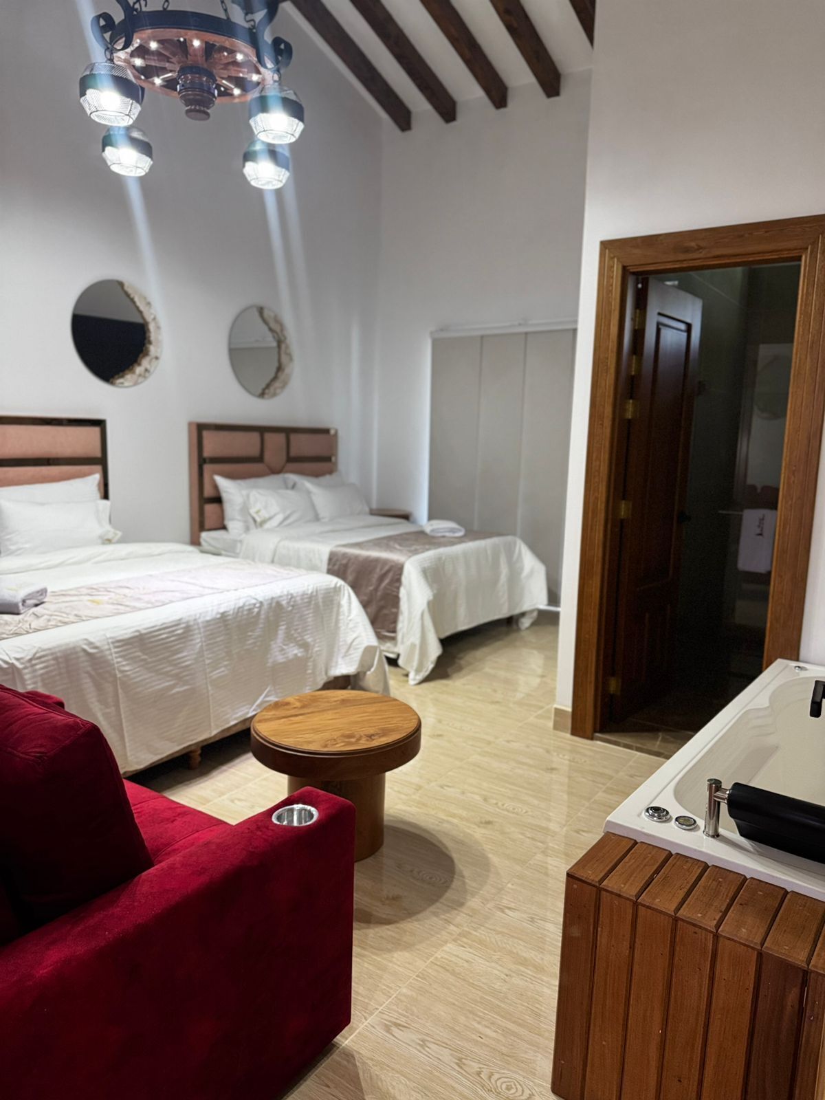 Chambre Supérieure, vue jardin