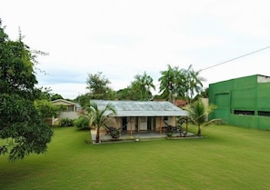 Basic Chalet - Casa Novo Airão Espaço com dois chalés (Novo Airão)