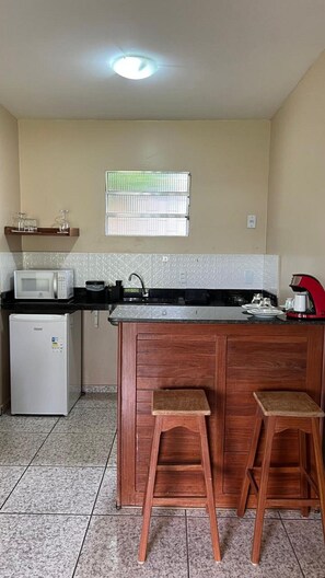 Private kitchen - Casa Novo Airão Espaço com dois chalés (Novo Airão)