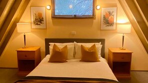 4 bedrooms, iron/ironing board, free WiFi - Highlander - Dinner Plain (Dinner Plain)