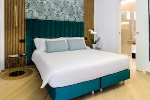 In-room safe, iron/ironing board, free WiFi, bed sheets