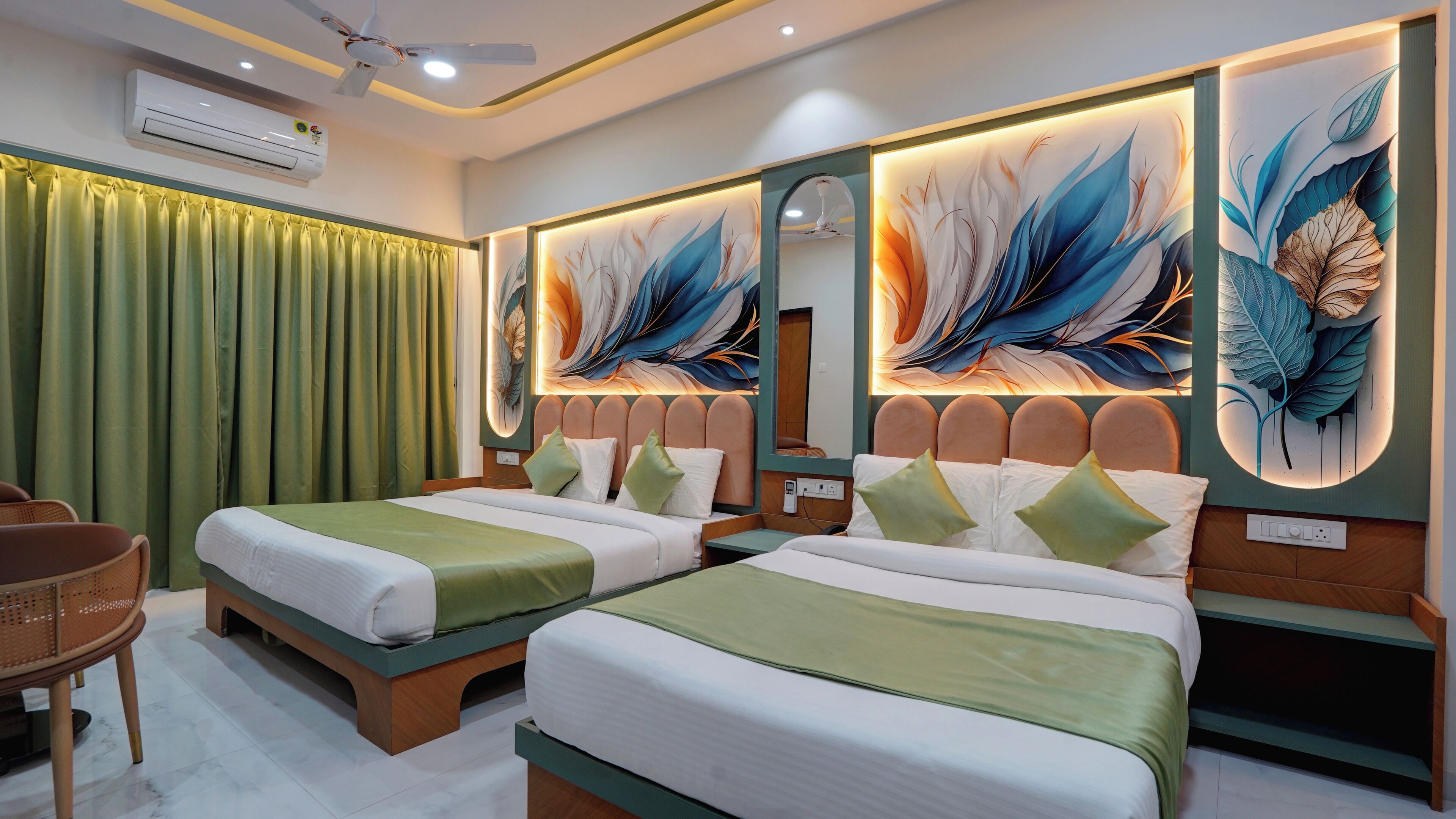 Family Room, Balcony