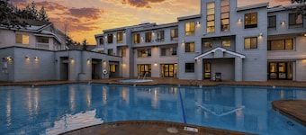 The Traverse by Avantstay Ski-in/ski-out Condo Pool, Hot Tub Access Steps to Kt-22