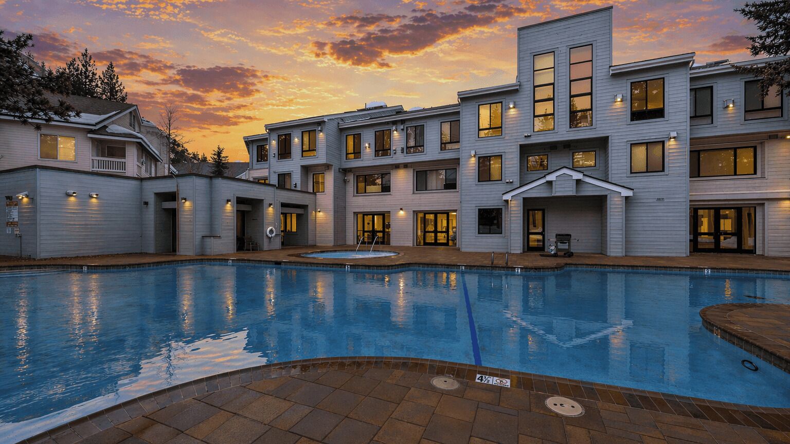 Apartment (2 Bedrooms) | Front of property