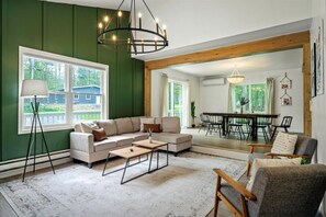 TV, fireplace - Hot Tub + Sauna Escape | Game Room, Fire Pit, Sleeps 14 (Tobyhanna)