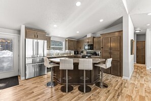 Fridge, microwave, oven, stovetop - Peaceful Donnelly Retreat- Grill, Fire Pit & Lake Access Nearby (Donnelly)