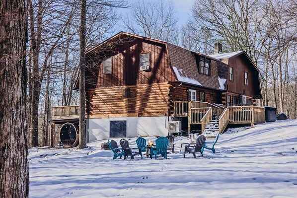 Unclassified image, 1 of 70, button