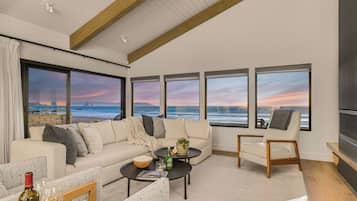 Casa (2 Bedrooms) | Parte interna