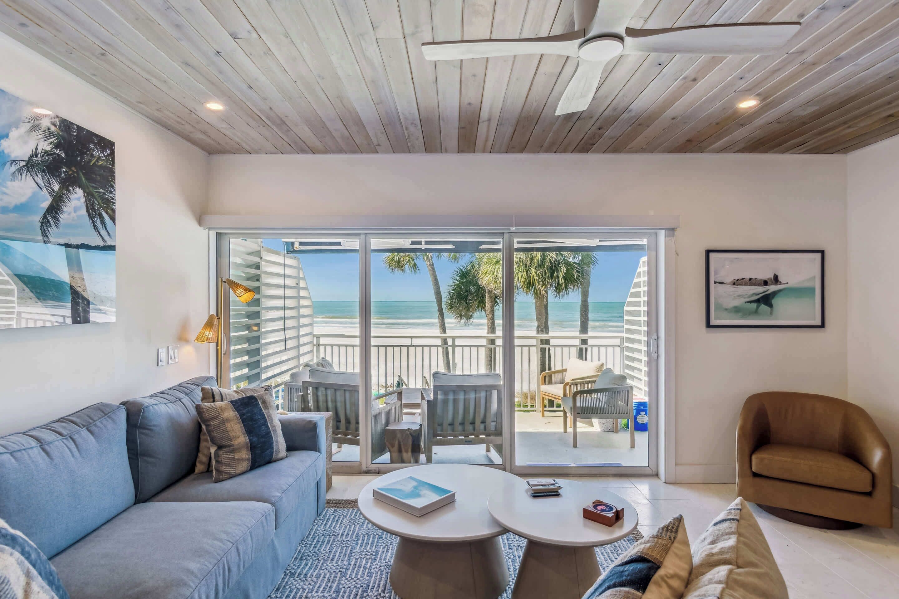 Televisión y oficina 