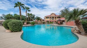 Immagine non classificata, 2 di 13, pulsante