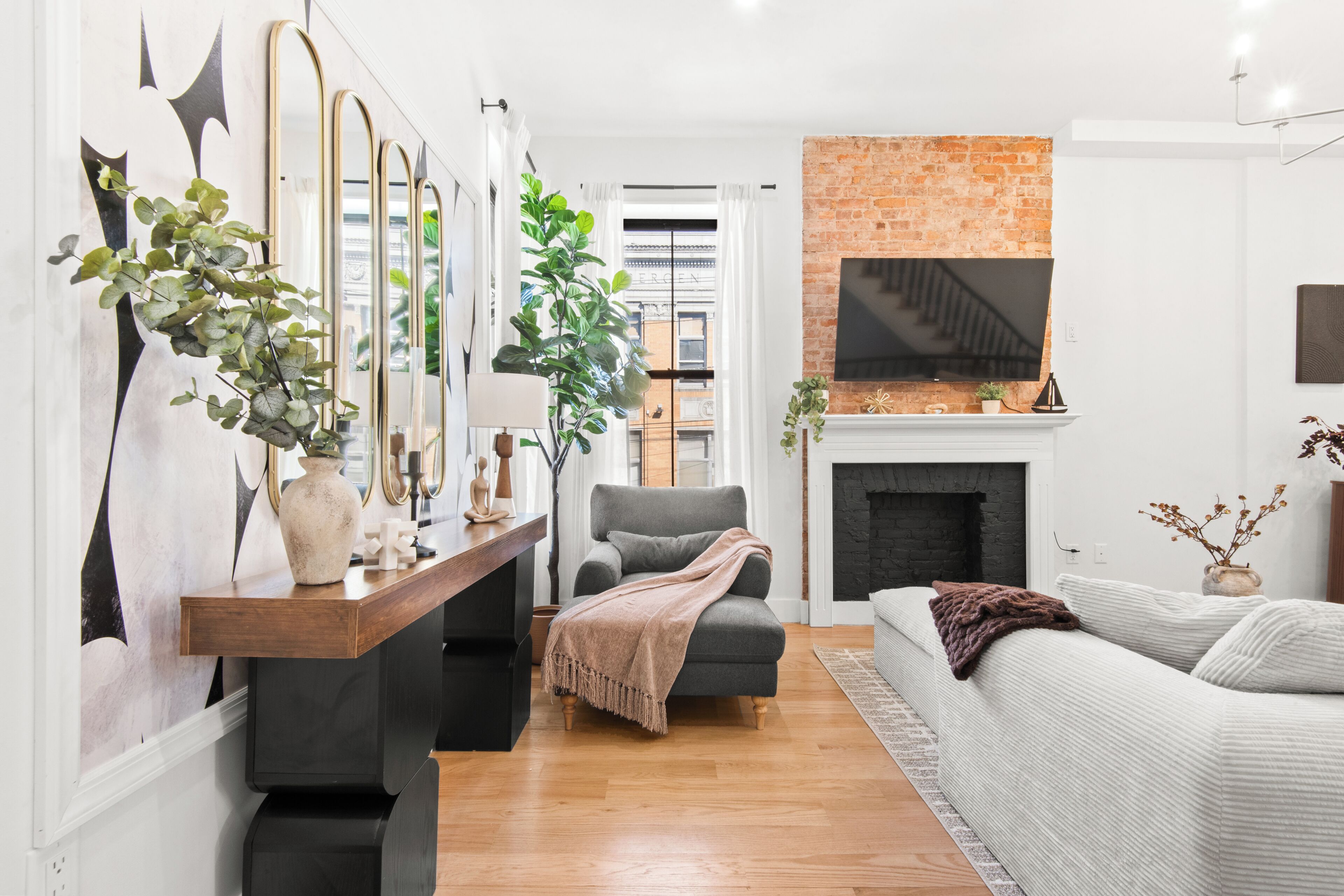 The Bergen Standard  3bd 2ba Brownstone + Parking - New York