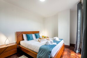 3 bedrooms, iron/ironing board, travel crib, free WiFi