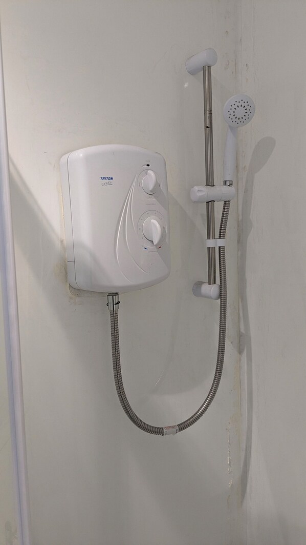 Single Room - BRISTOL HOTEL (Bristol)