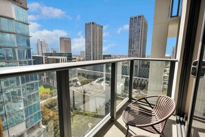 デラックス スタジオスイート バルコニー シティビュー | バルコニーからの眺望