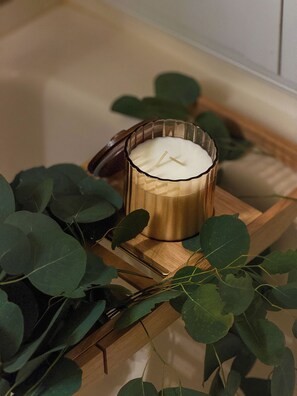 Unclassified image, 4 of 39, button - Beautiful 4-Bedroom Home with Lovely Pool in Chula Vista (Chula Vista)