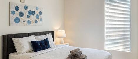 2 chambres, bureau, fer et planche à repasser, Wi-Fi