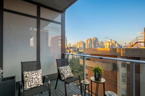 Property grounds - Downtown Views | Boutique Luxury Suite + Workspace (Calgary)
