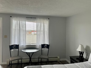 Unclassified image, 4 of 11, button - Lincoln House Motel (Lincoln)