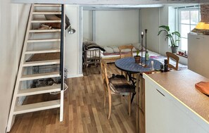 Interior - 1 bedroom amazing home in Samsø (Samsø)