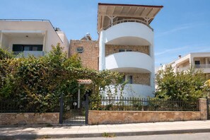 Studio | 1 bedroom, Internet - Love Studio - Sitia Cozy Stay w Balcony in Crete (Sitia)