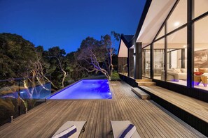 Outdoor pool, a heated pool - Maison Noir | Luxury in Sorrento (Sorrento)