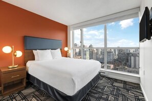 1 bedroom, iron/ironing board, WiFi, bed sheets - Vacation in beautiful downtown Vancouver. (Vancouver)