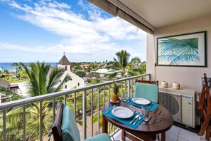 Condo, 1 King Bed with Sofa bed (Kailua Village#604) | Outdoor dining - Kailua Village#604 (Kailua-Kona)