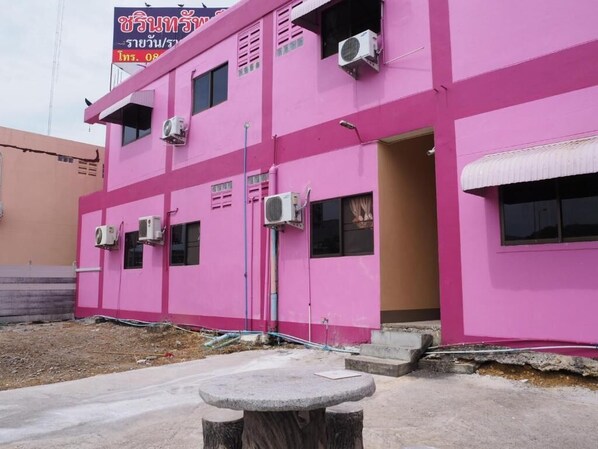 Unclassified image, 1 of 9, button - charinsup hotel (Ratchaburi)