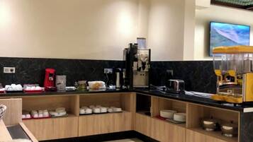 Free daily buffet breakfast