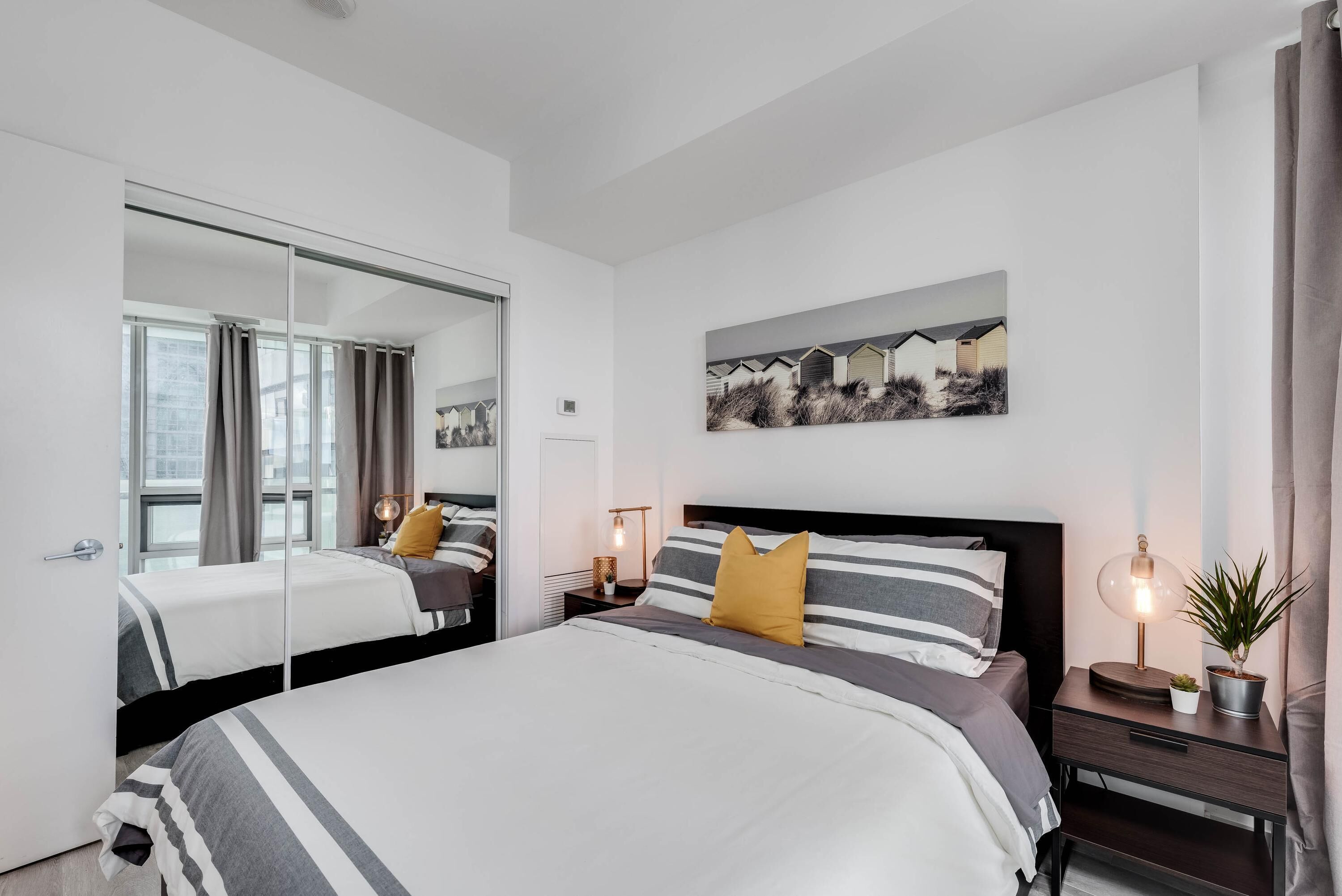 Suite Elite, 2 kamar tidur | Tirai kedap cahaya, setrika/meja setrika, Wi-Fi gratis, dan seprai linen