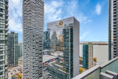 Harbourfront District