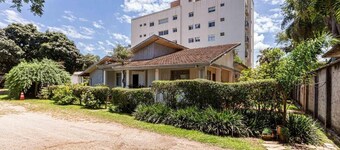 Memora Guesthouse Curitiba - House near Bacacheri Park
