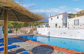 Pool - Awesome home in Malaga with house a panoramic view (Malaga)